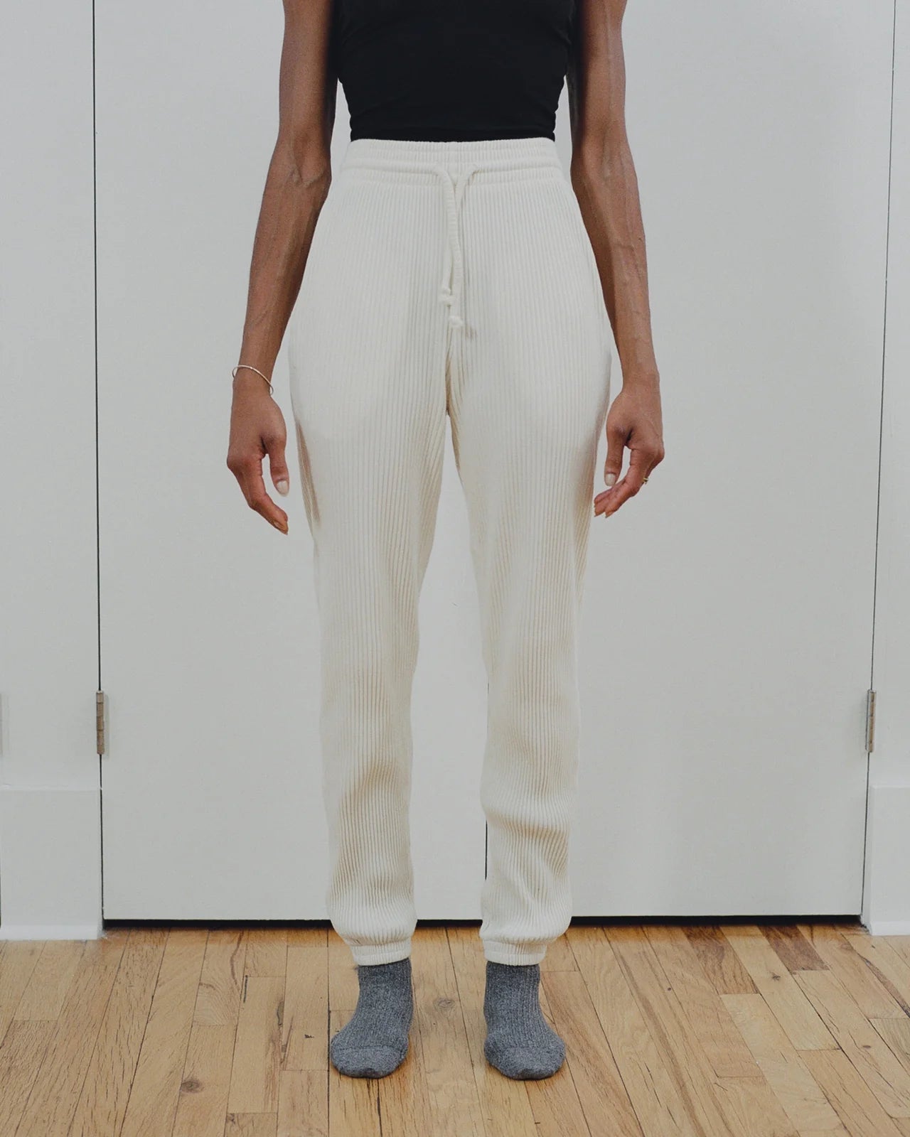 BASERANGE | SWEAT PANTS | OFF WHITE RIB