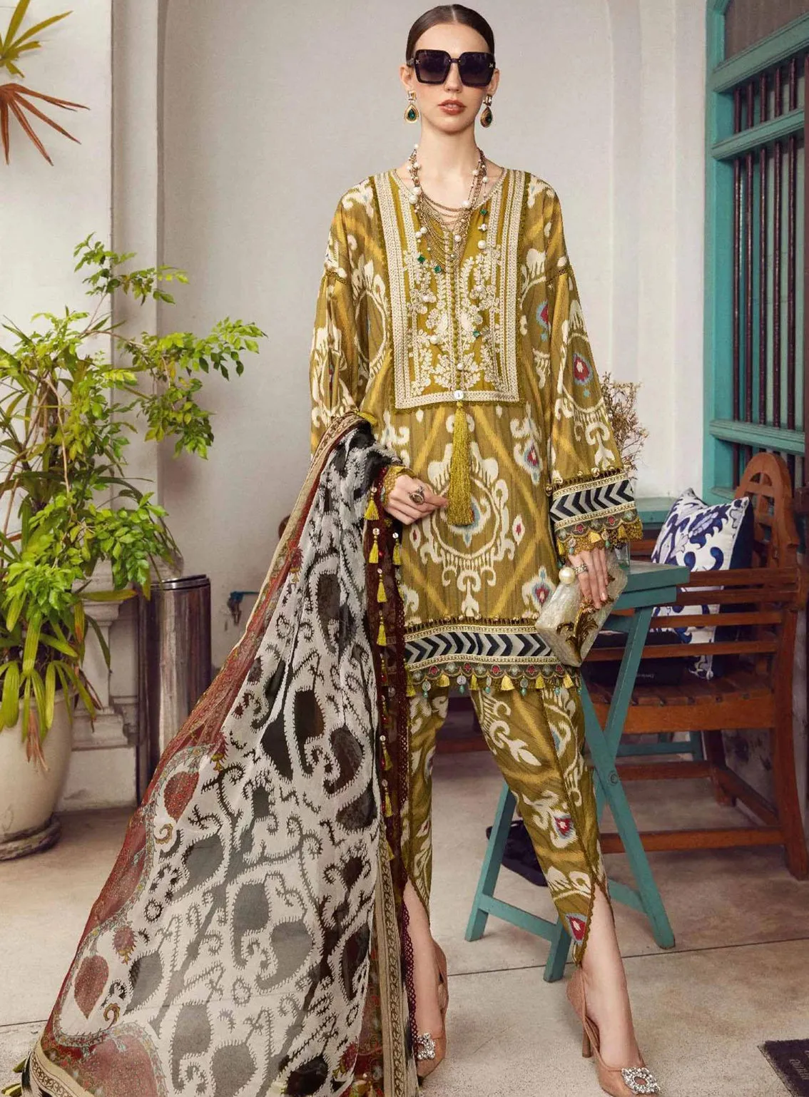 M Prints By Maria B Embroidered Cambric Unstitched 3 Piece Suit - 4A