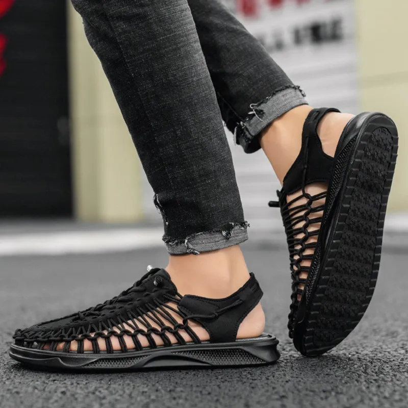 Men Weave Sandals Black 