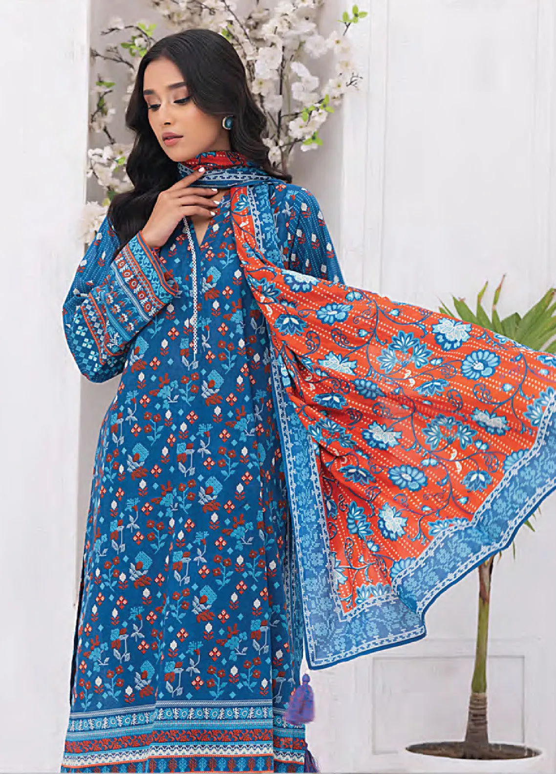 Mirha By MTC A Project of LSM Lakhany Printed Lawn 3 Piece Unstitched Suit MTCLSM24PL-21