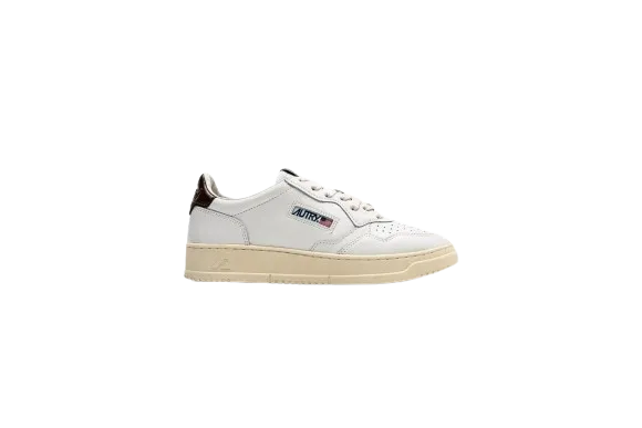 SNEAKERS AUTRY MEDALIST LOW IN PELLE BIANCA E MARRONE DONNA