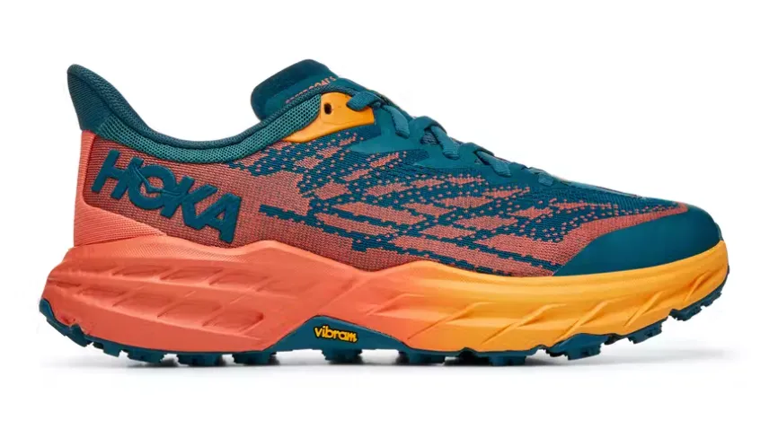 W Hoka Speedgoat 5